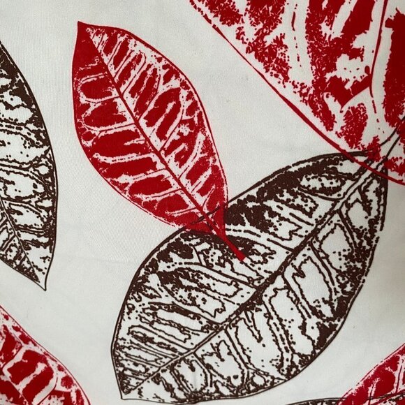 Phantoscope 2 Piece Red & Brown and White Graphic Accent Pillow Case Set - Picture 6 of 7